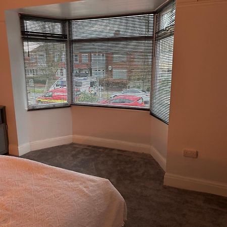 Newly Refurbished Cozy Home Kingston upon Hull Eksteriør billede